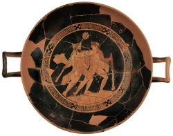 Kylix con Eracle e Dioniso esposta nella sala I del Museo