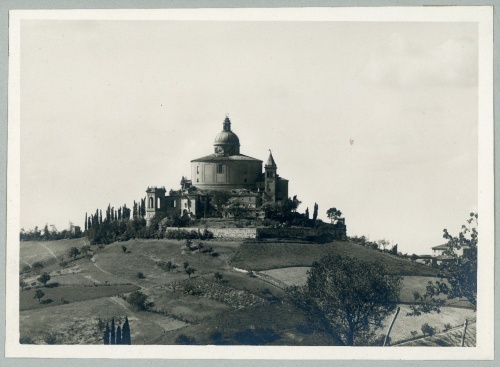 La Basilica di San Luca, una delle immagini pi care ai bolognesi