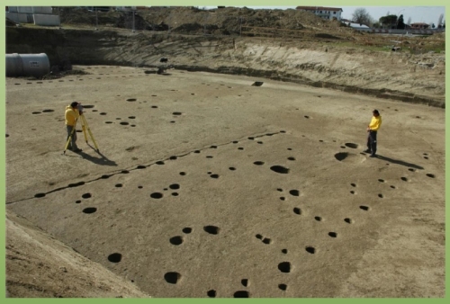 Lo scavo del villaggio dell'antica et del Bronzo di Via Ravegnana